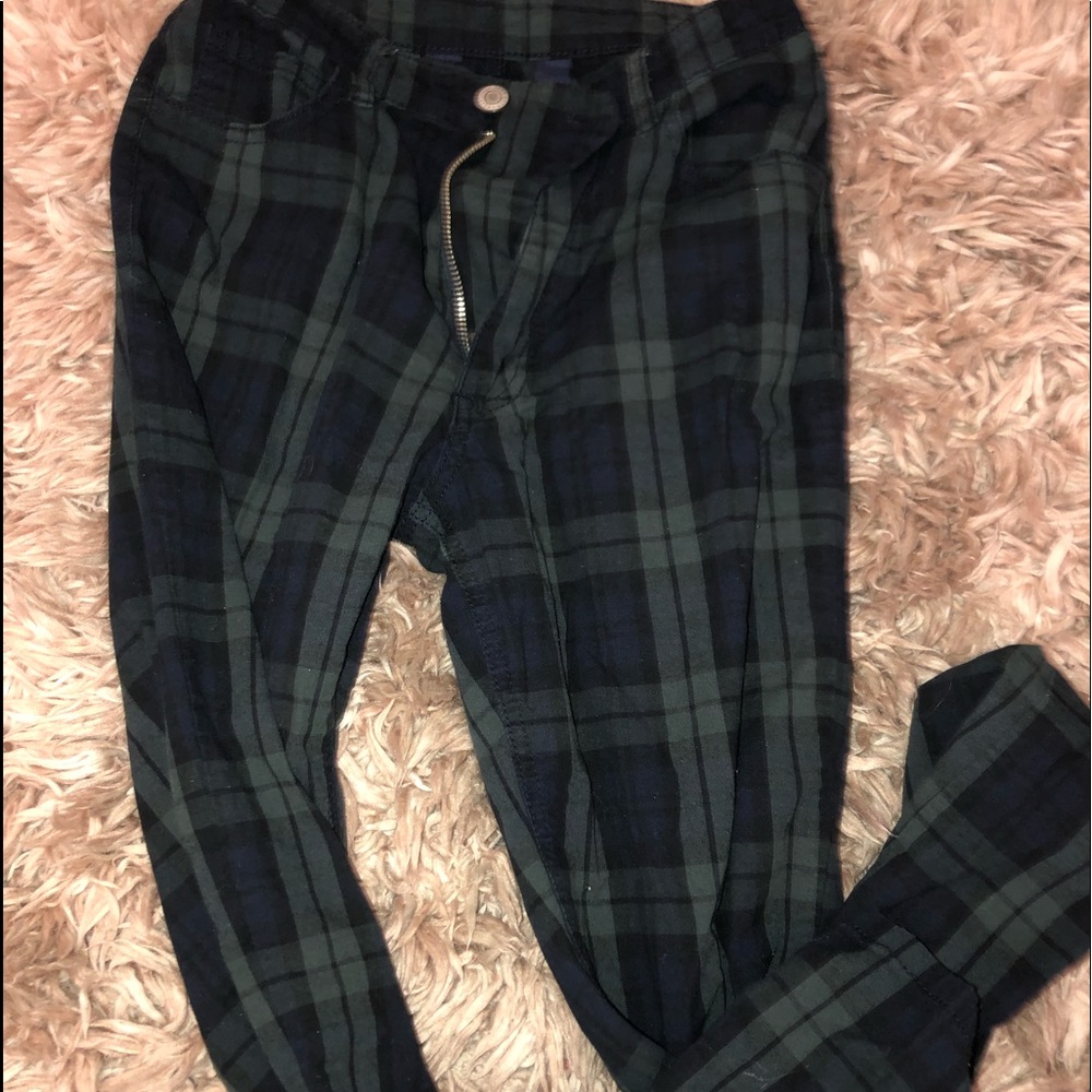 Brandy Melville (John galt) plaid pants